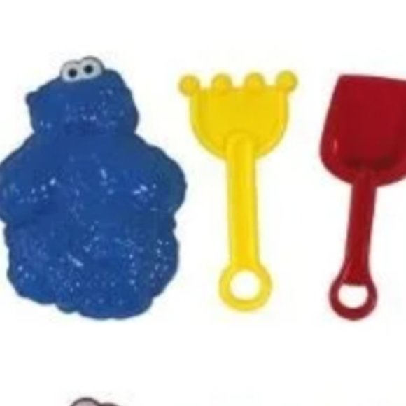 BUNDLE of 3 Packages PBS Sesame Street Sand, Mold and Shovel - Picture 3 of 4